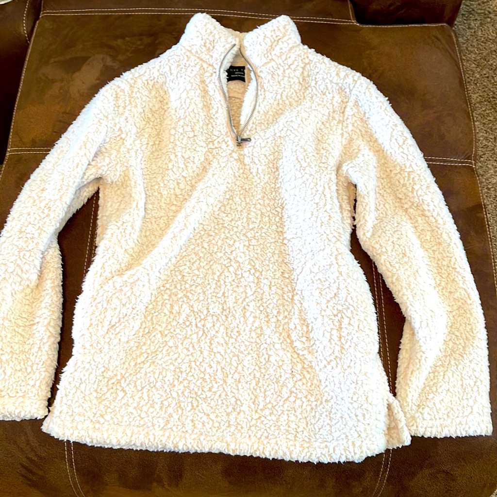 Love Tree Pullover